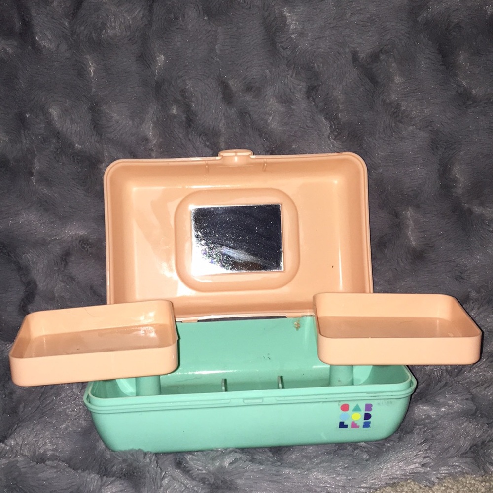 Caboodle - Picture 2 of 2